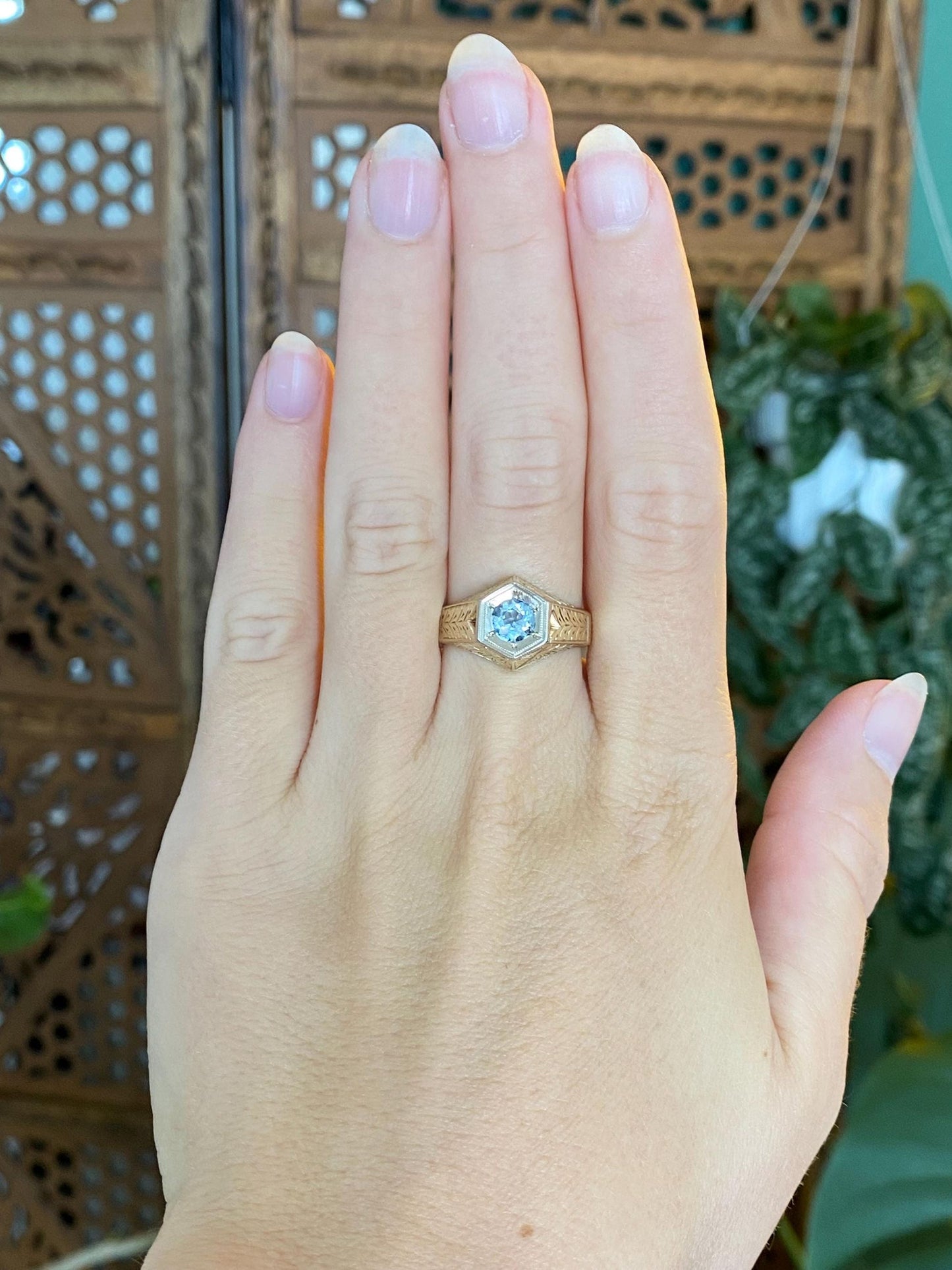 Vintage Solid 14k White & Yellow Gold Aquamarine Art Deco Ring - Size 7.75