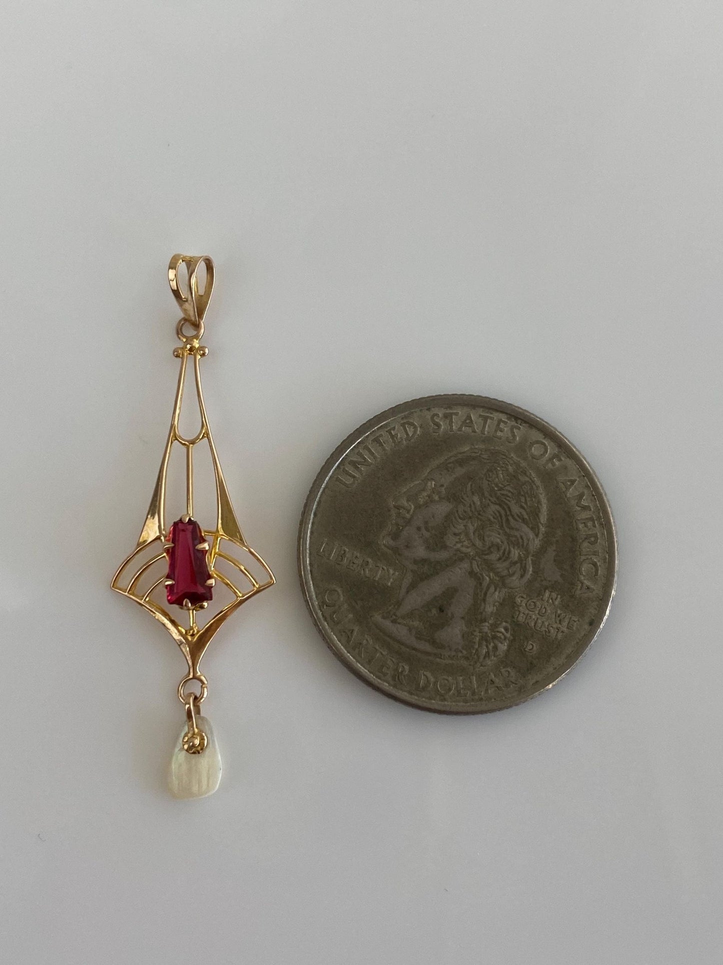 Vintage Solid 10k Yellow Gold Pink Cubic Zirconia Pearl Charm
