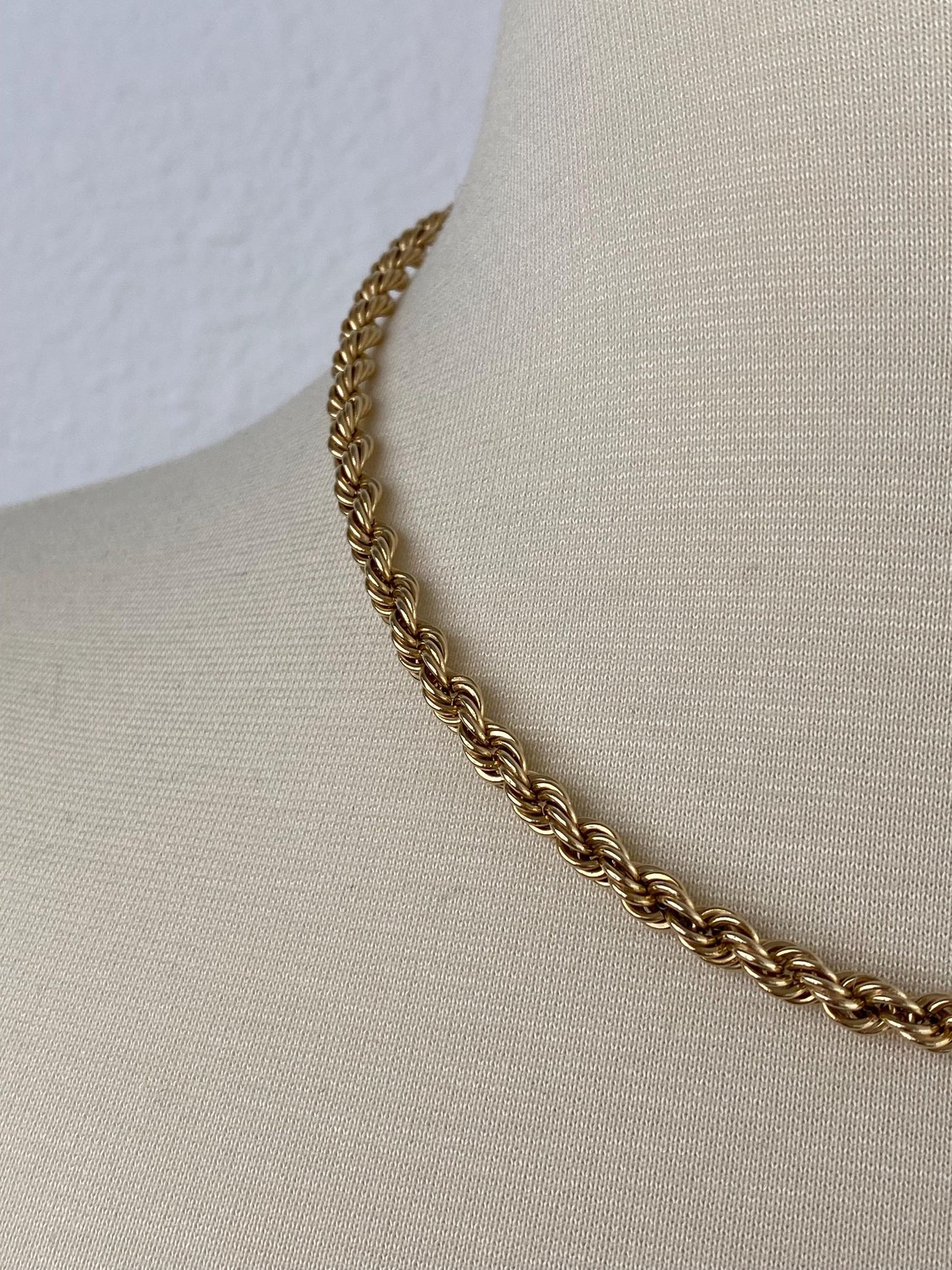 Vintage 14k Yellow Gold Rope Chain Necklace - 17.5 inches