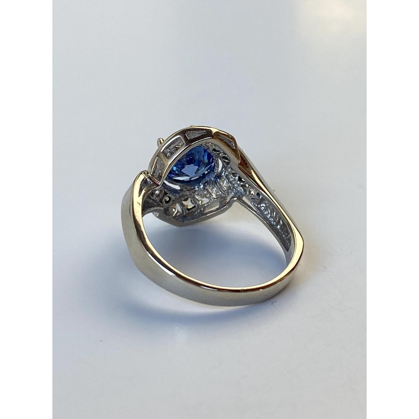 Solid 14k White Gold Cubic Zirconia Ring - Size 7