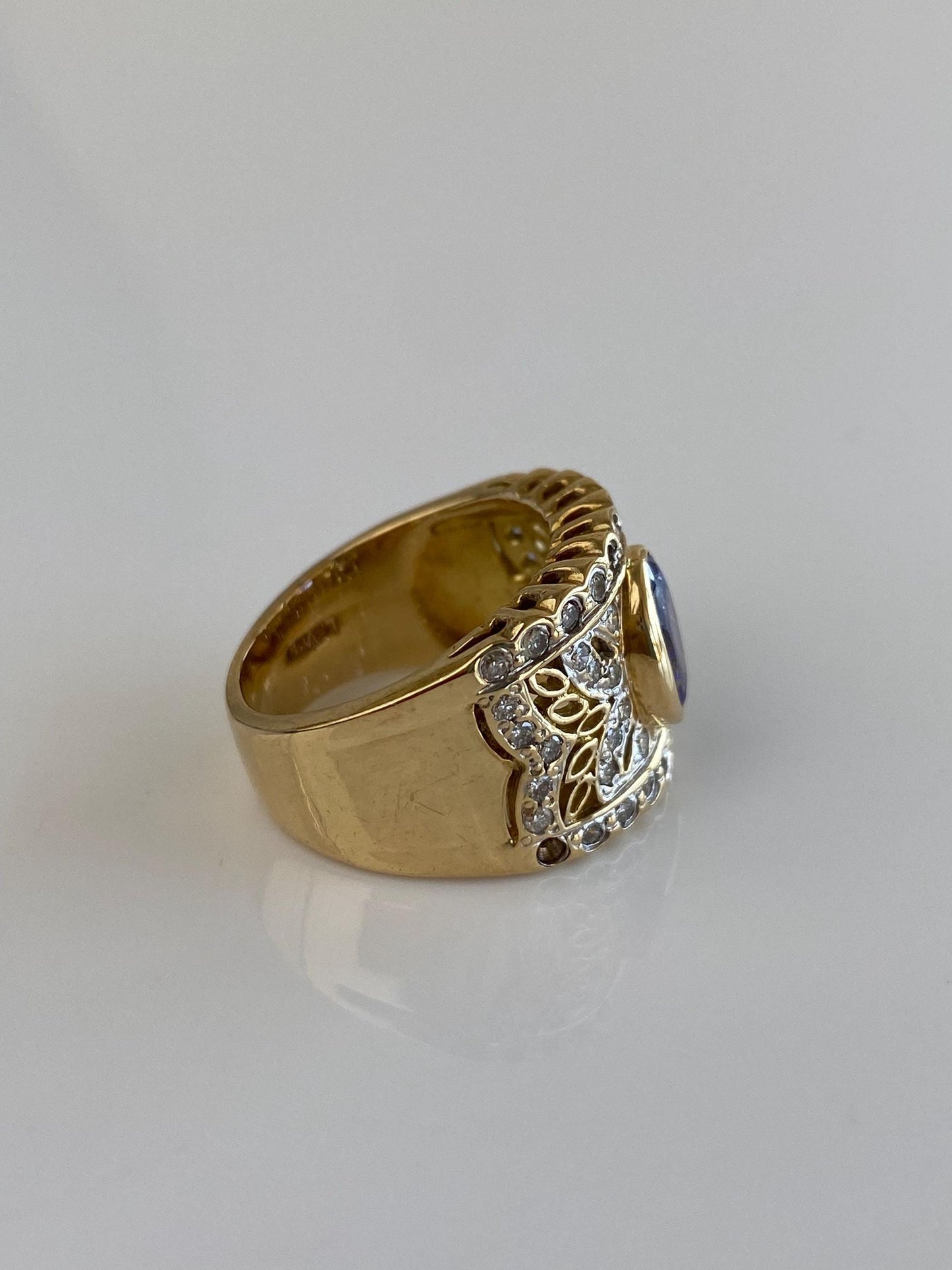 Solid 18k White & Yellow Gold Diamonds Tanzanite Ring Band - Size 4.75