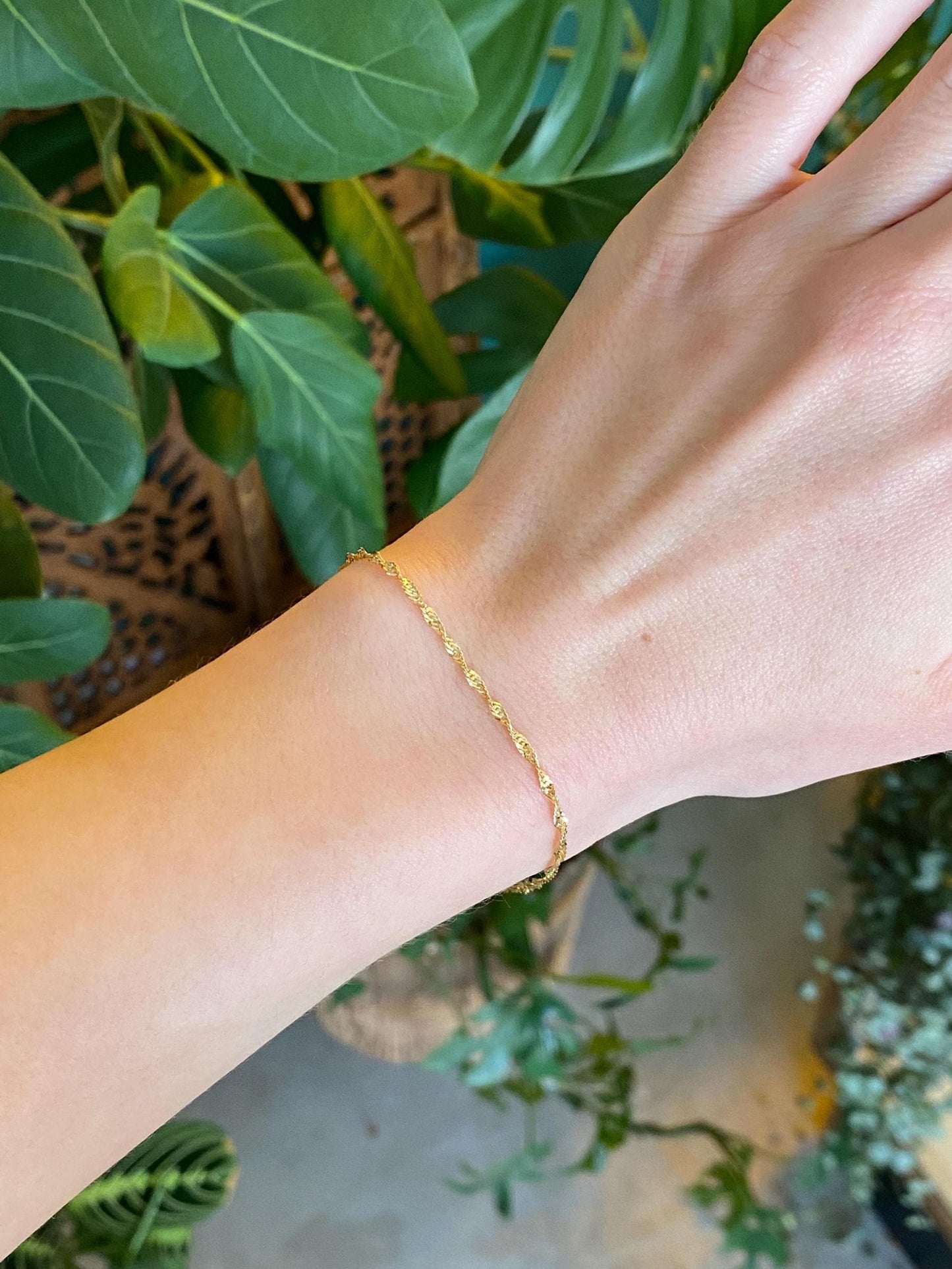 Vintage Solid 14k Yellow Gold Twist Chain Bracelet - 7 inches