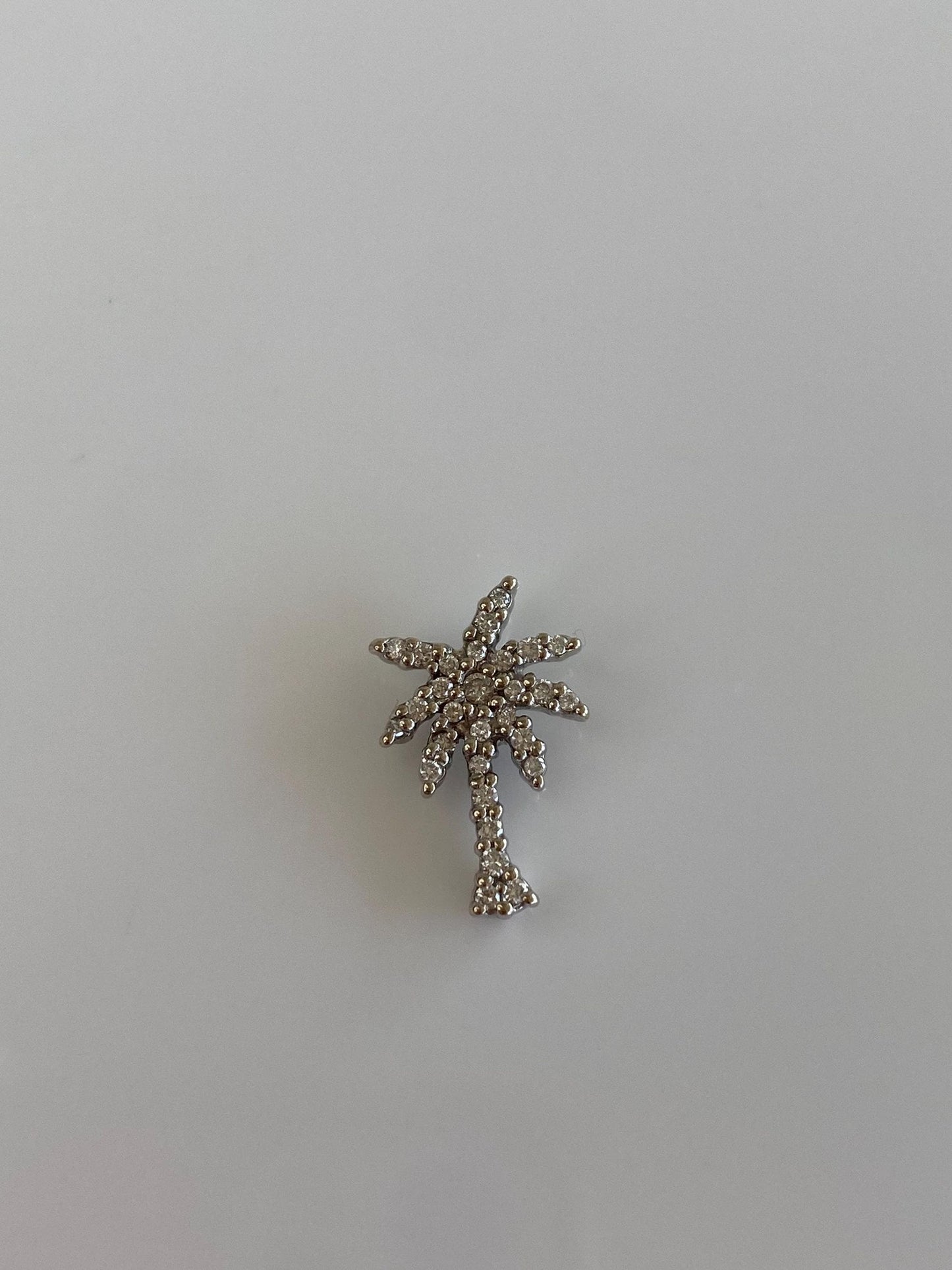 Vintage Solid 18k White Gold Diamonds Palm Tree Charm