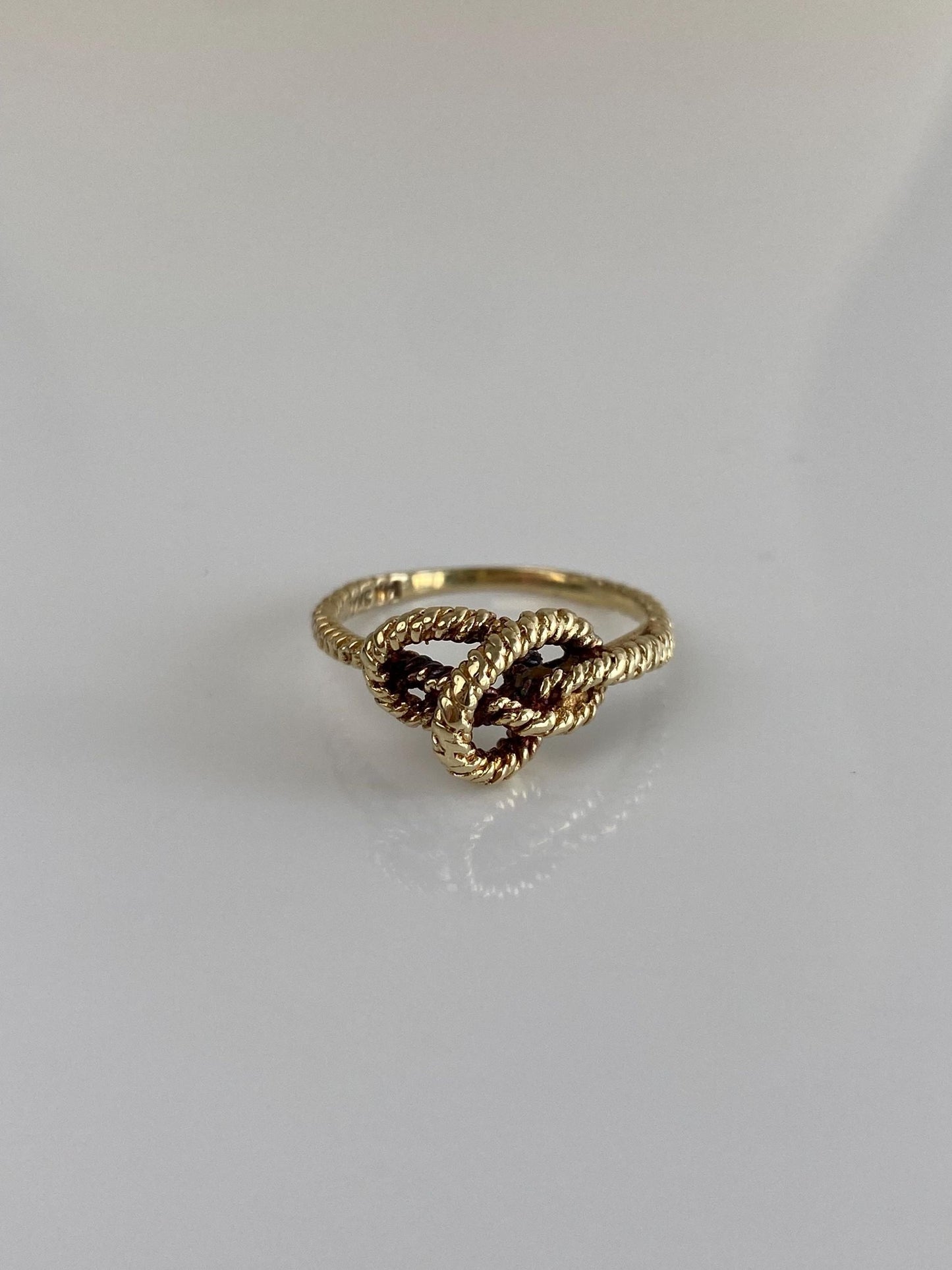 Vintage Solid 14k Yellow Gold Rope Knot Ring - Size 5.75