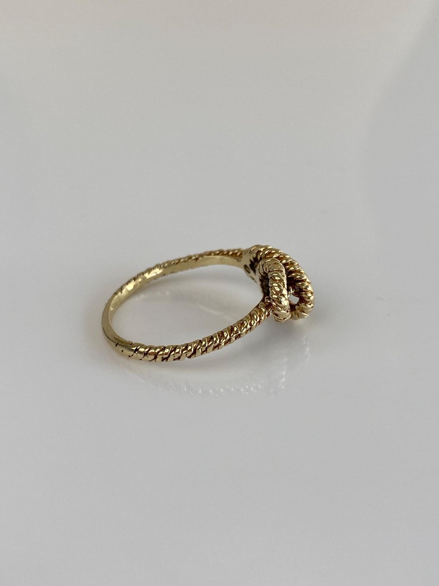 Vintage Solid 14k Yellow Gold Rope Knot Ring - Size 5.75