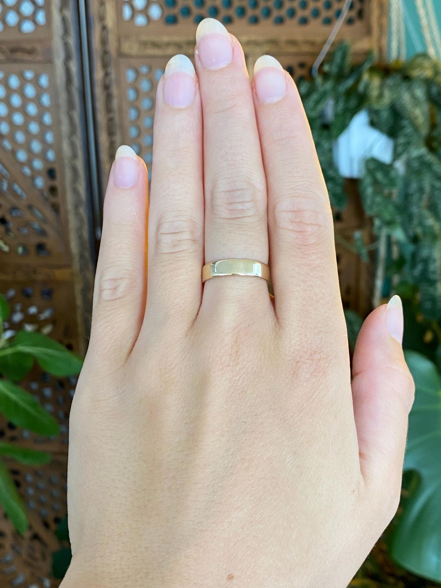 Vintage Solid 14k Yellow Gold Ring Band - Size 6.5