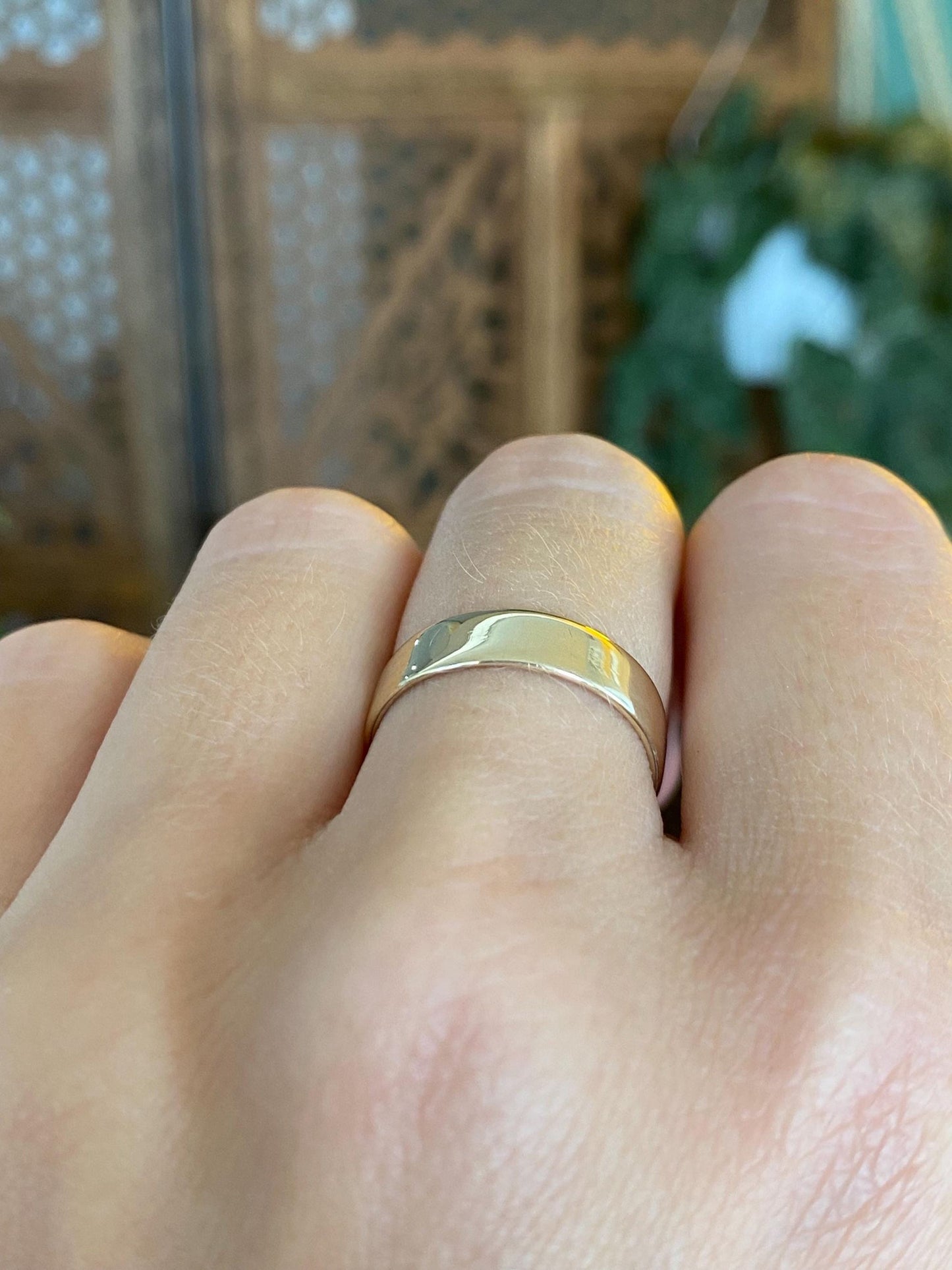 Vintage Solid 14k Yellow Gold Ring Band - Size 6.5