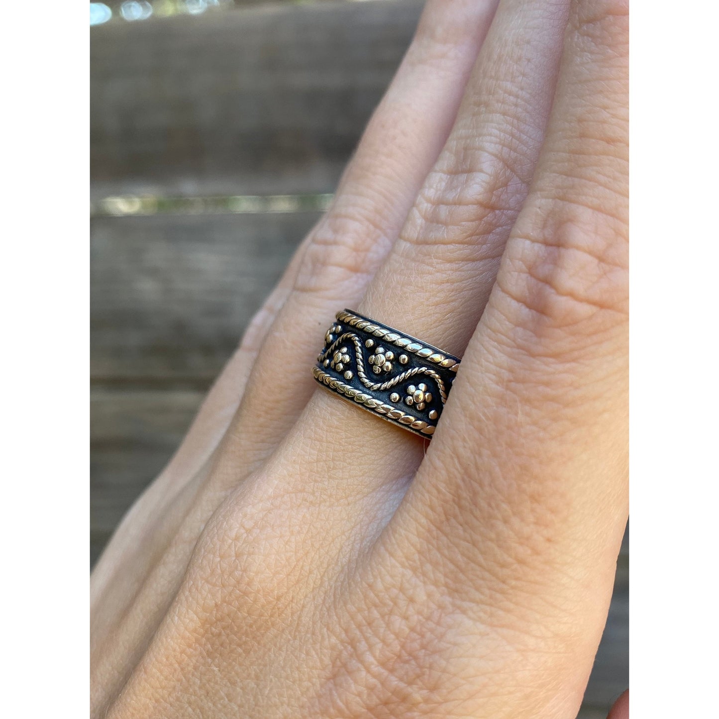 Vintage Solid 14k Yellow Gold Chunky Oxidized Designed Ring Band - Size 10