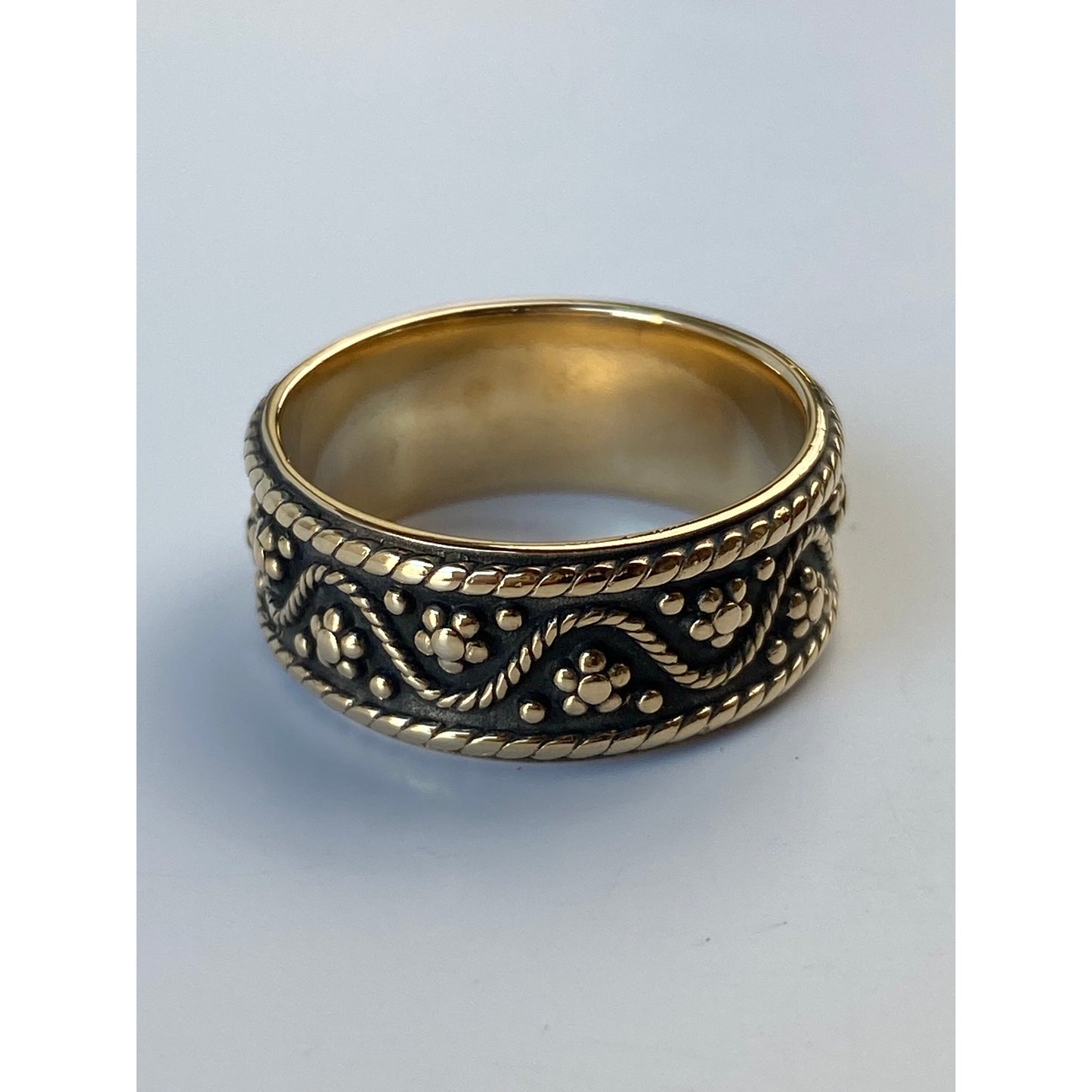 Vintage Solid 14k Yellow Gold Chunky Oxidized Designed Ring Band - Size 10