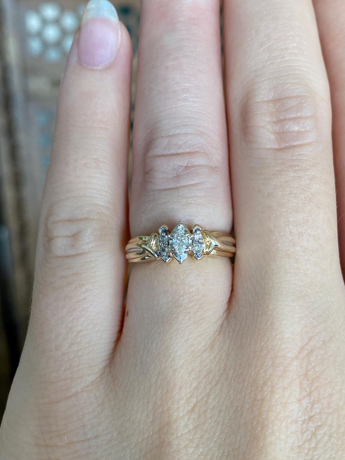Vintage Solid 14k White & Yellow Gold Diamonds Ring - Size 5