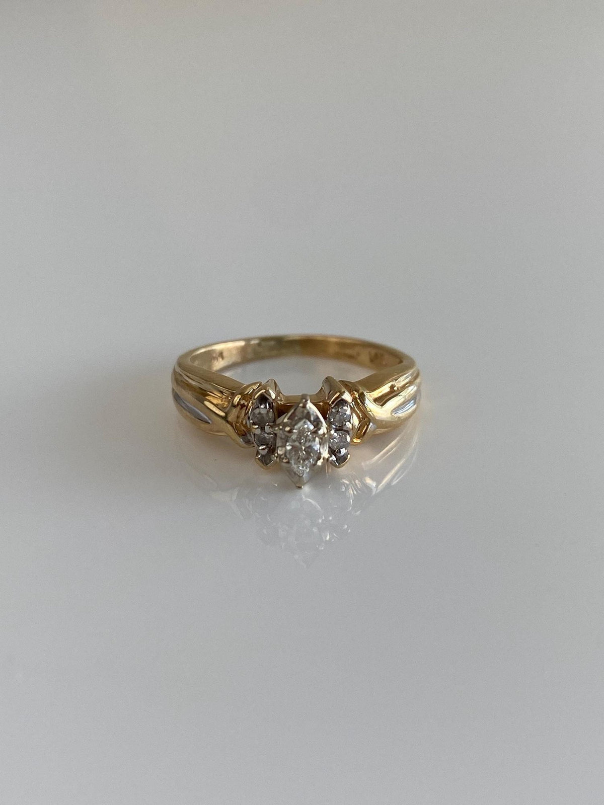Vintage Solid 14k White & Yellow Gold Diamonds Ring - Size 5