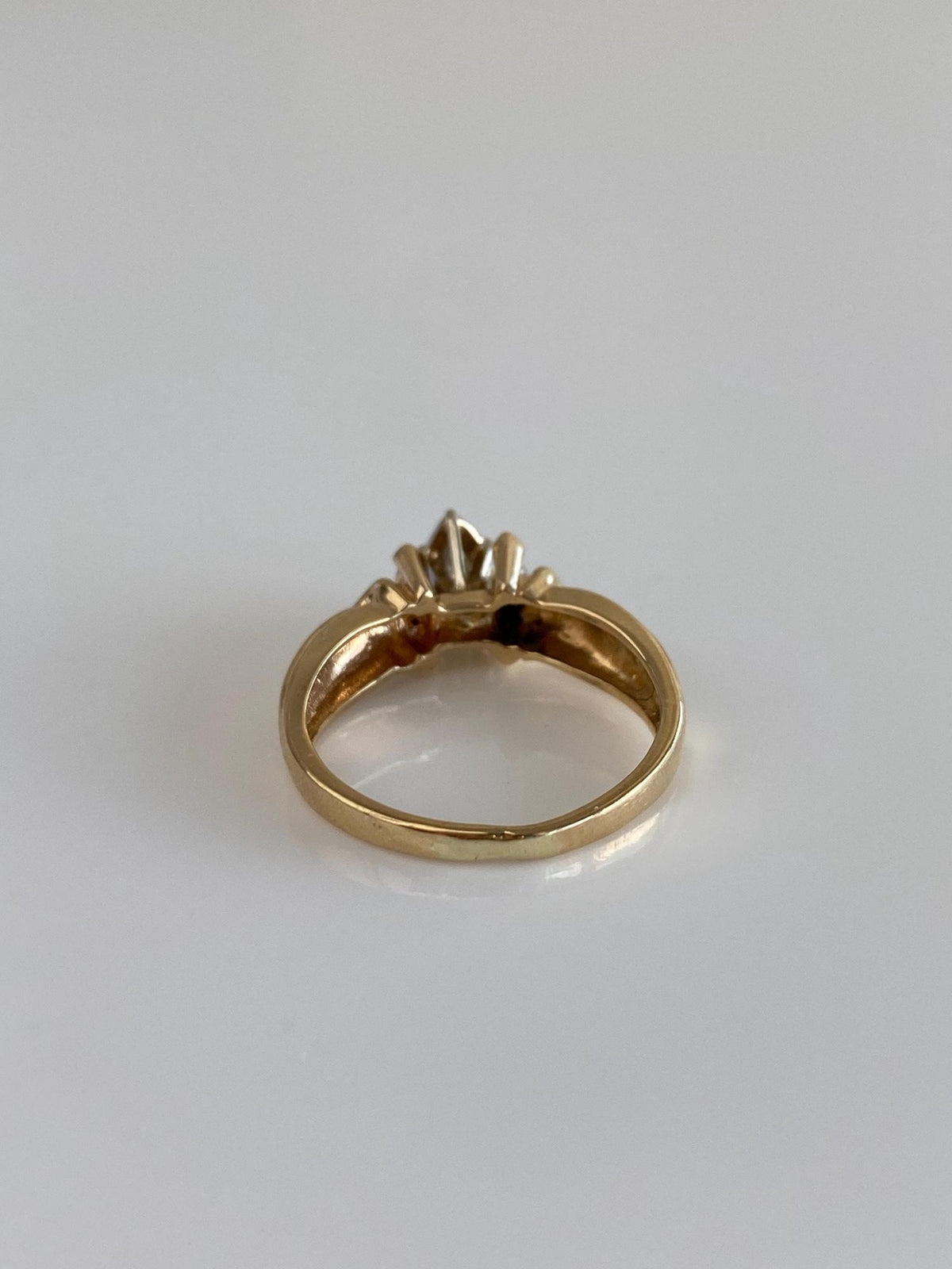 Vintage Solid 14k White & Yellow Gold Diamonds Ring - Size 5