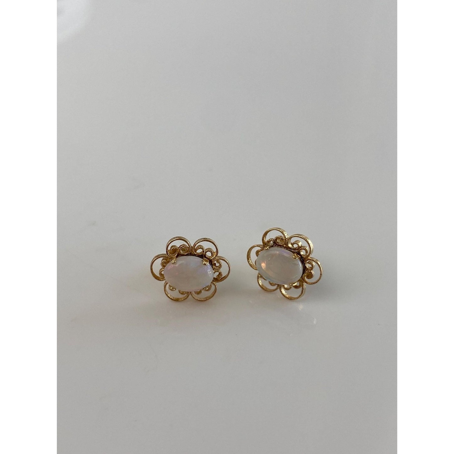 Vintage Solid 14k Yellow Gold Opal Filigree Stud Earrings