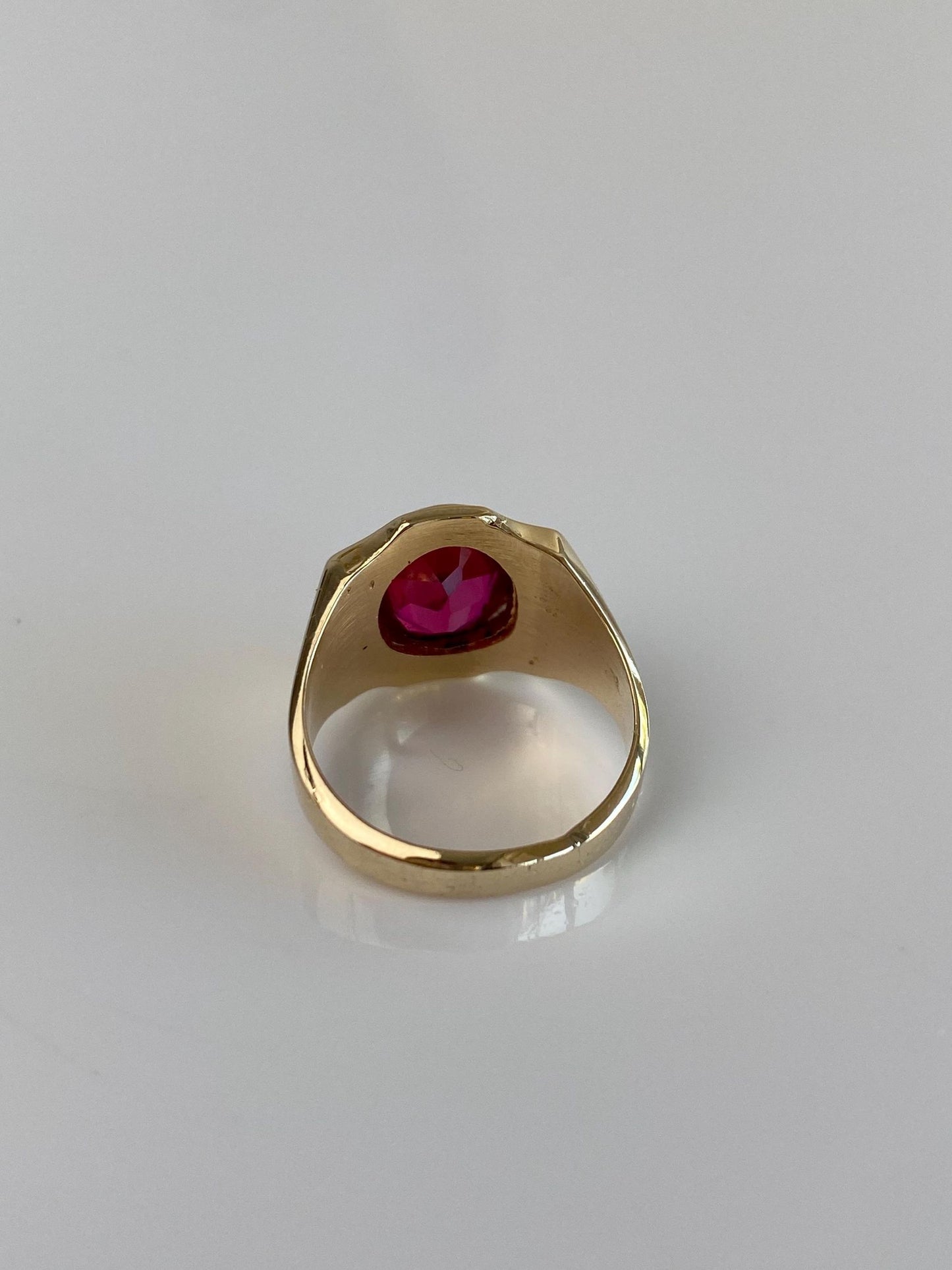 Vintage Solid 14k Yellow Gold Pink Sapphire Ring - Size 4.25