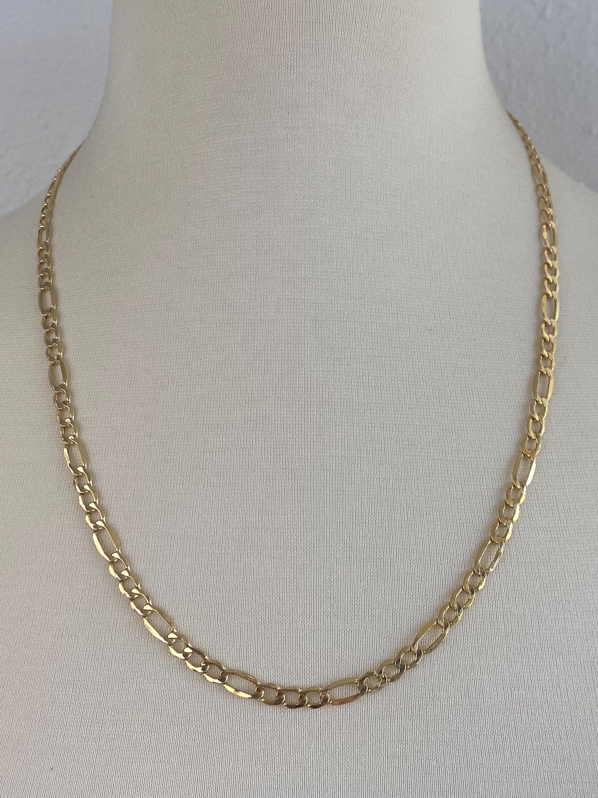 Vintage 10k Yellow Gold Figaro Chain Necklace - 24 inches