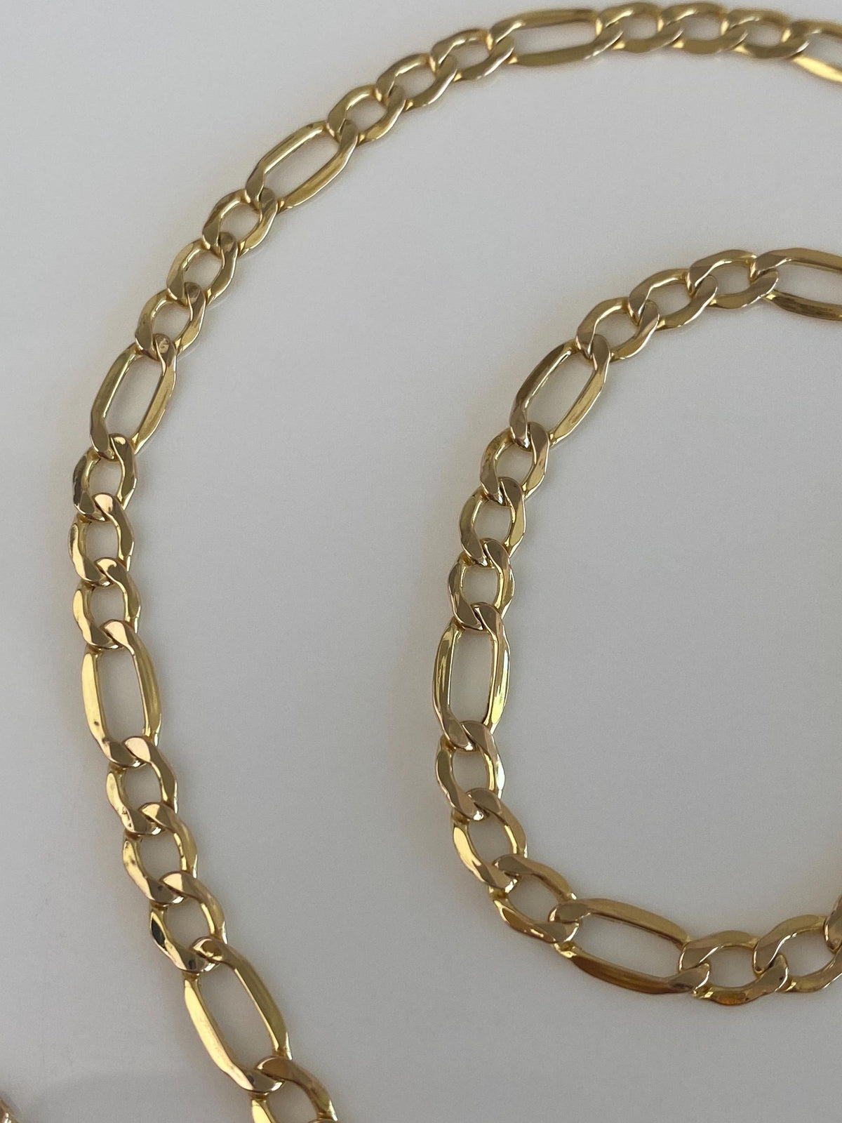 Vintage 10k Yellow Gold Figaro Chain Necklace - 24 inches