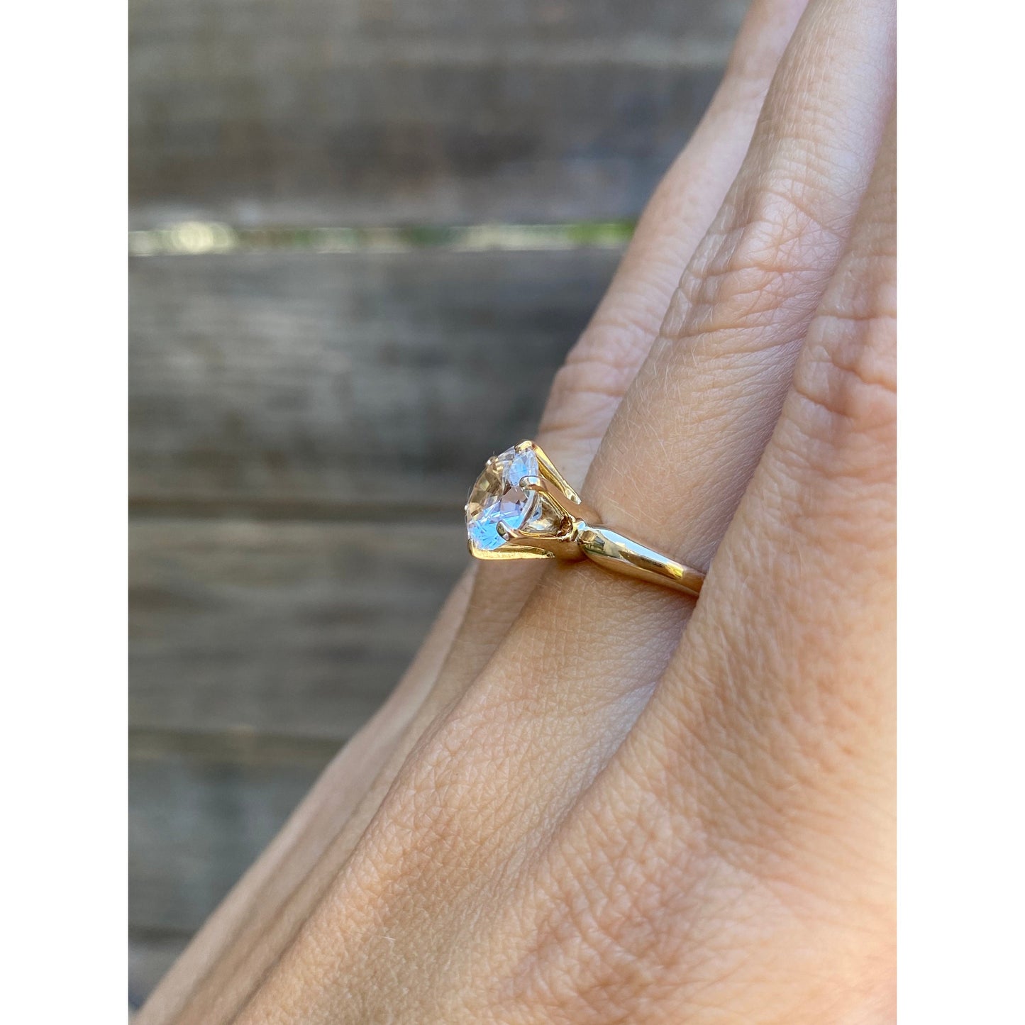 Vintage Solid 14k Yellow Gold Clear Quartz Ring - Size 7.75