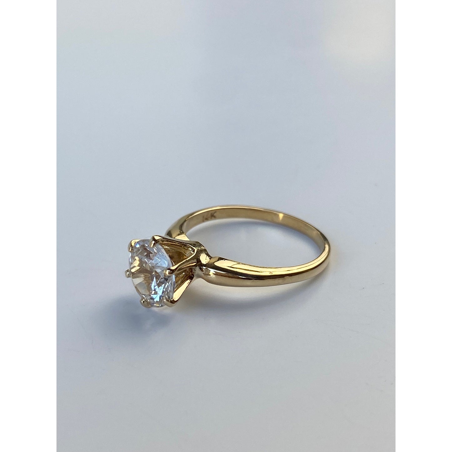 Vintage Solid 14k Yellow Gold Clear Quartz Ring - Size 7.75