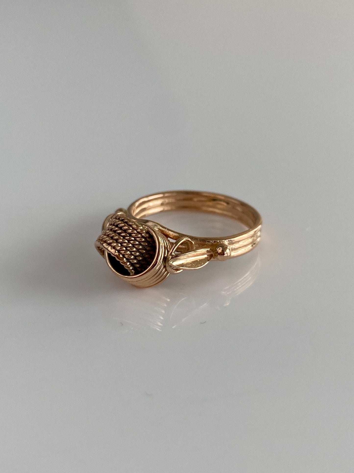 Vintage Solid 14k Rose Gold Knot Style Ring - Size 6.5