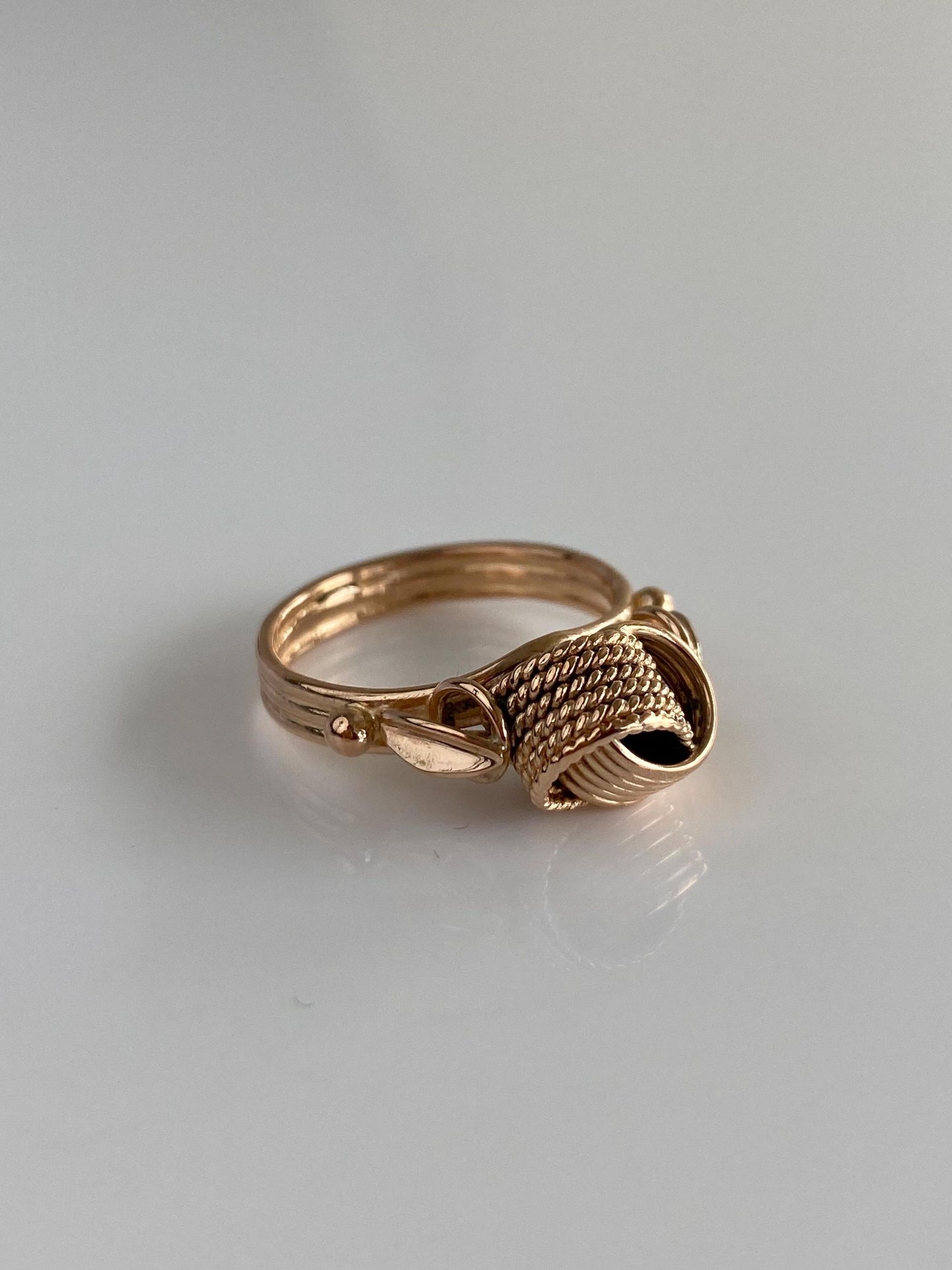 Vintage Solid 14k Rose Gold Knot Style Ring - Size 6.5