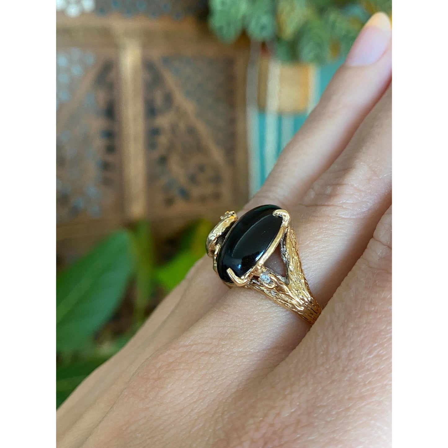 Vintage Solid 14k Yellow Gold Black Resin & Clear Quartz Ring - Size 6.75