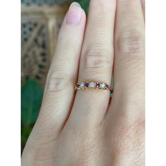 Vintage Solid 10k Yellow Gold Diamond Ruby Ring - Size 5.25