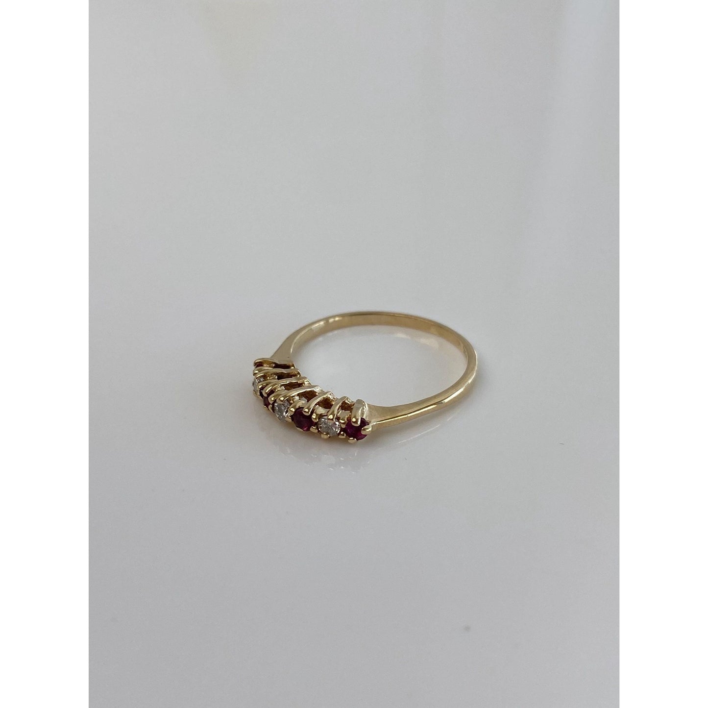 Vintage Solid 10k Yellow Gold Diamond Ruby Ring - Size 5.25