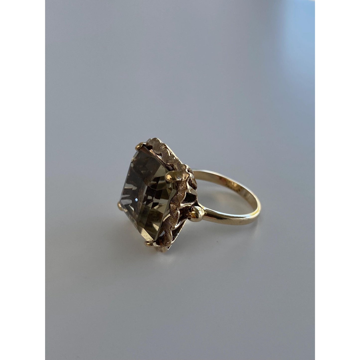 Vintage Solid 10k Yellow Gold Smokey Quartz Ring - Size 5.75