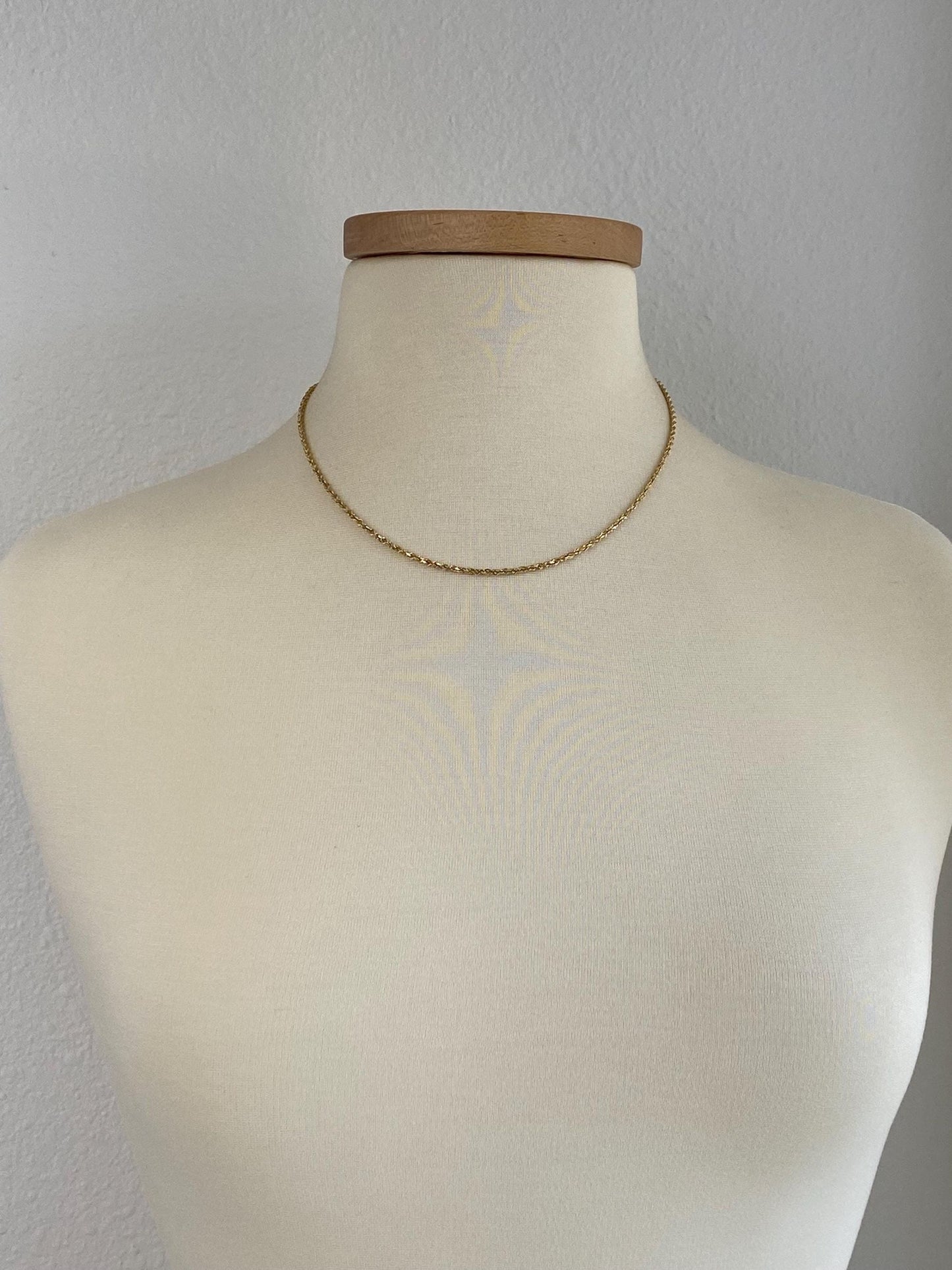 Vintage Solid 14k Yellow Gold Diamond Cut Rope Chain Necklace - 18.25 inches