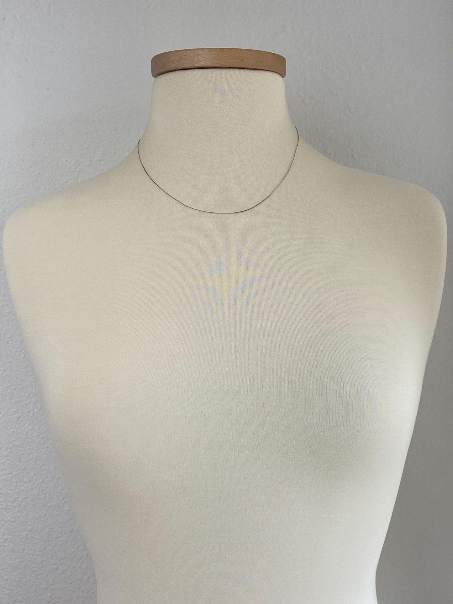 Vintage Solid 14k Yellow Gold Dainty Serpentine Chain Necklace - 18.5 inches
