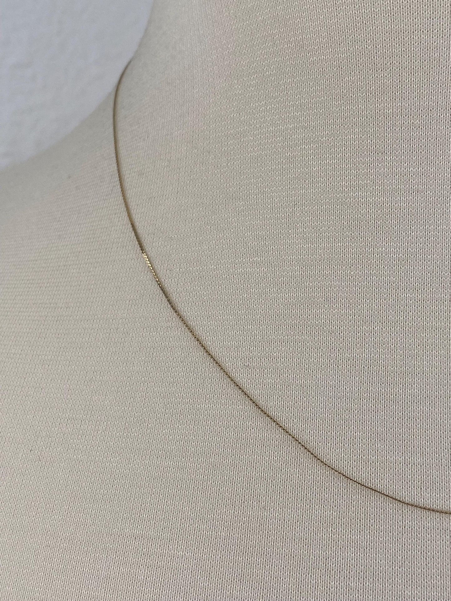 Vintage Solid 14k Yellow Gold Dainty Serpentine Chain Necklace - 18.5 inches