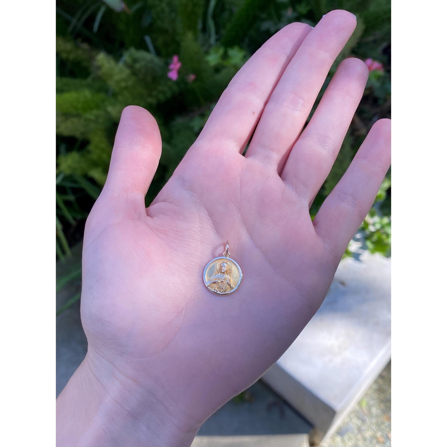 Vintage Solid 10k Yellow Gold Religious Jesus Charm