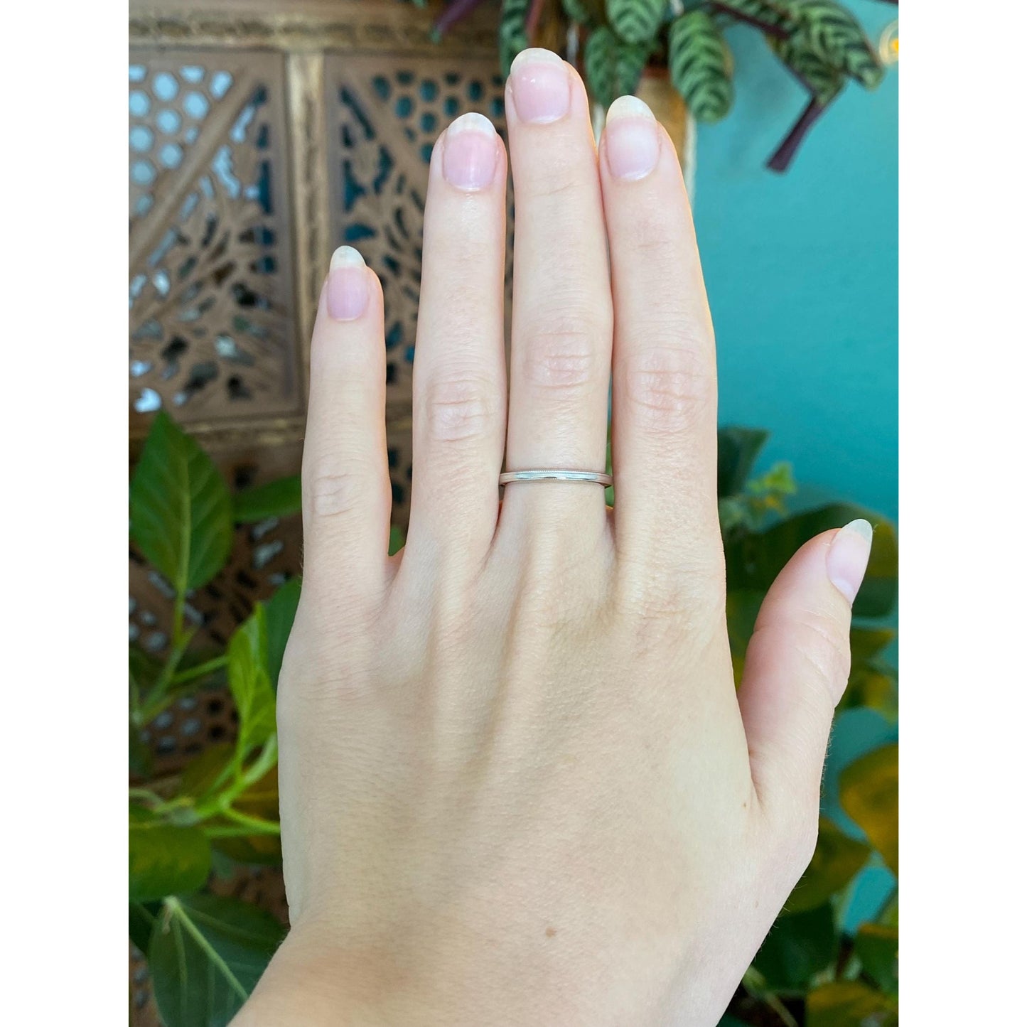 Vintage Solid 14k White Gold Milgrain Ring Band - Size 7