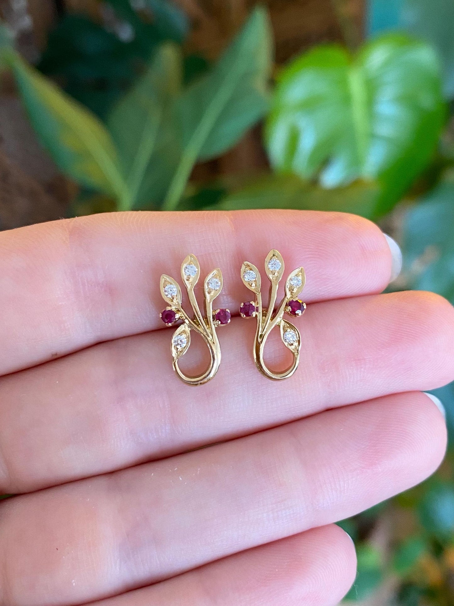 Vintage Solid 18k Yellow Gold Ruby Diamond Floral Drop Earrings