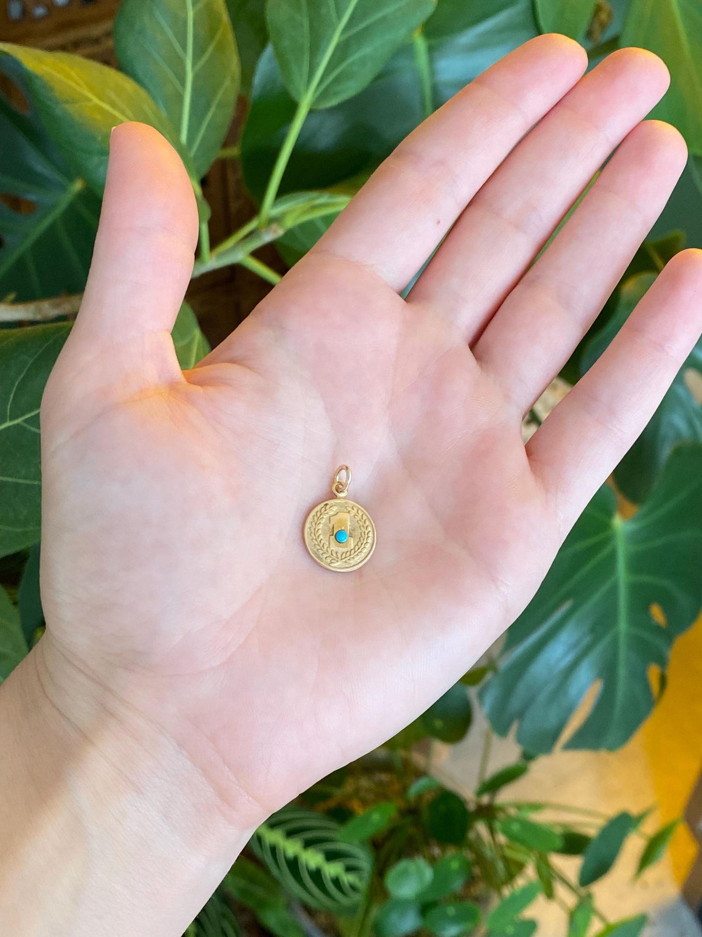 Vintage Solid 14k Yellow Gold Turquoise #1 Wheat Border Charm