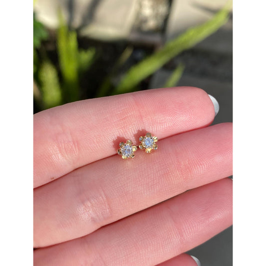 Vintage Solid 14k Yellow Gold Diamond Stud Earrings