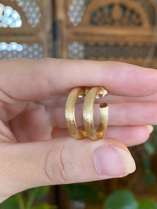 Vintage 14k Yellow Gold Satin Hoop Earrings