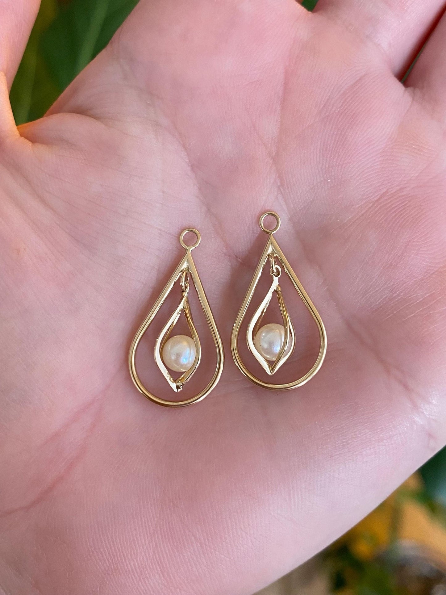 Vintage 14k Yellow Gold Pearl Teardrop Dangle Earring Jackets