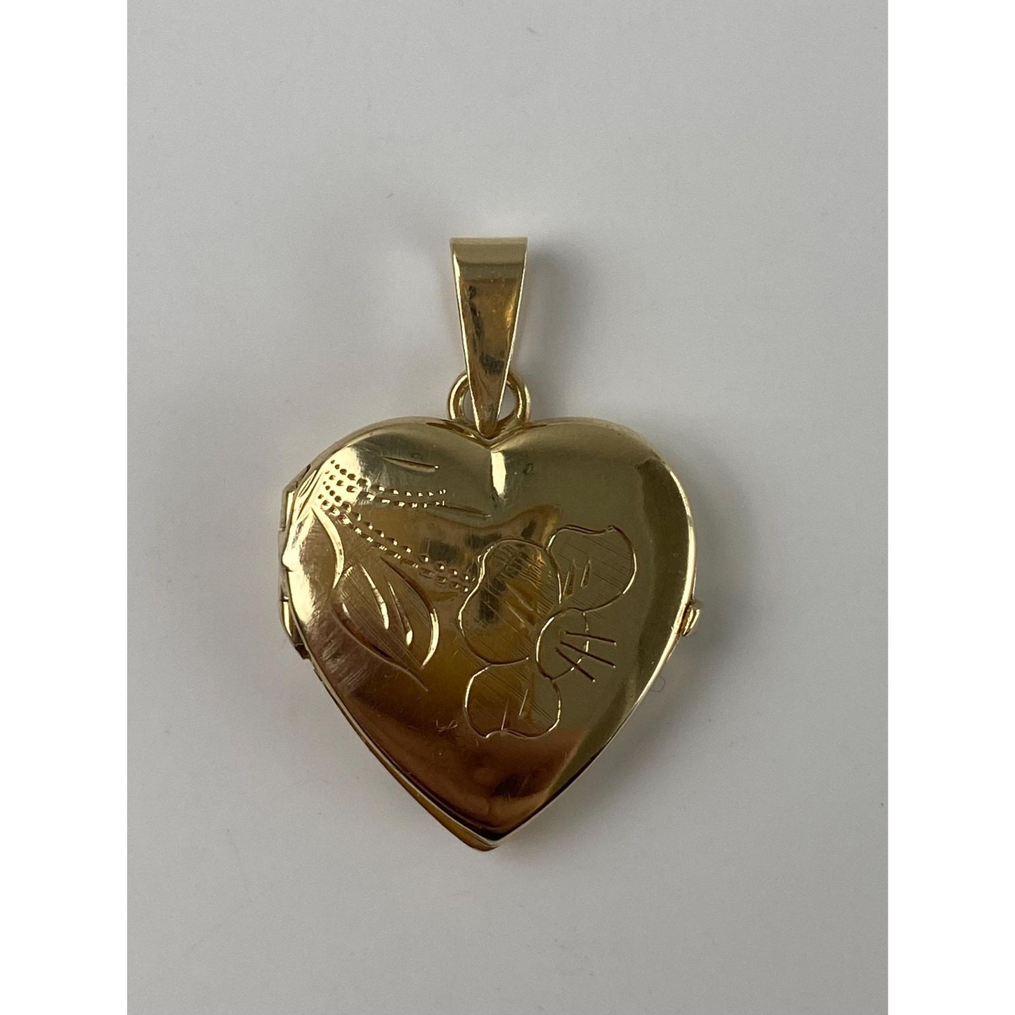 Vintage Solid 10k Yellow Gold Engraved Heart Locket Charm