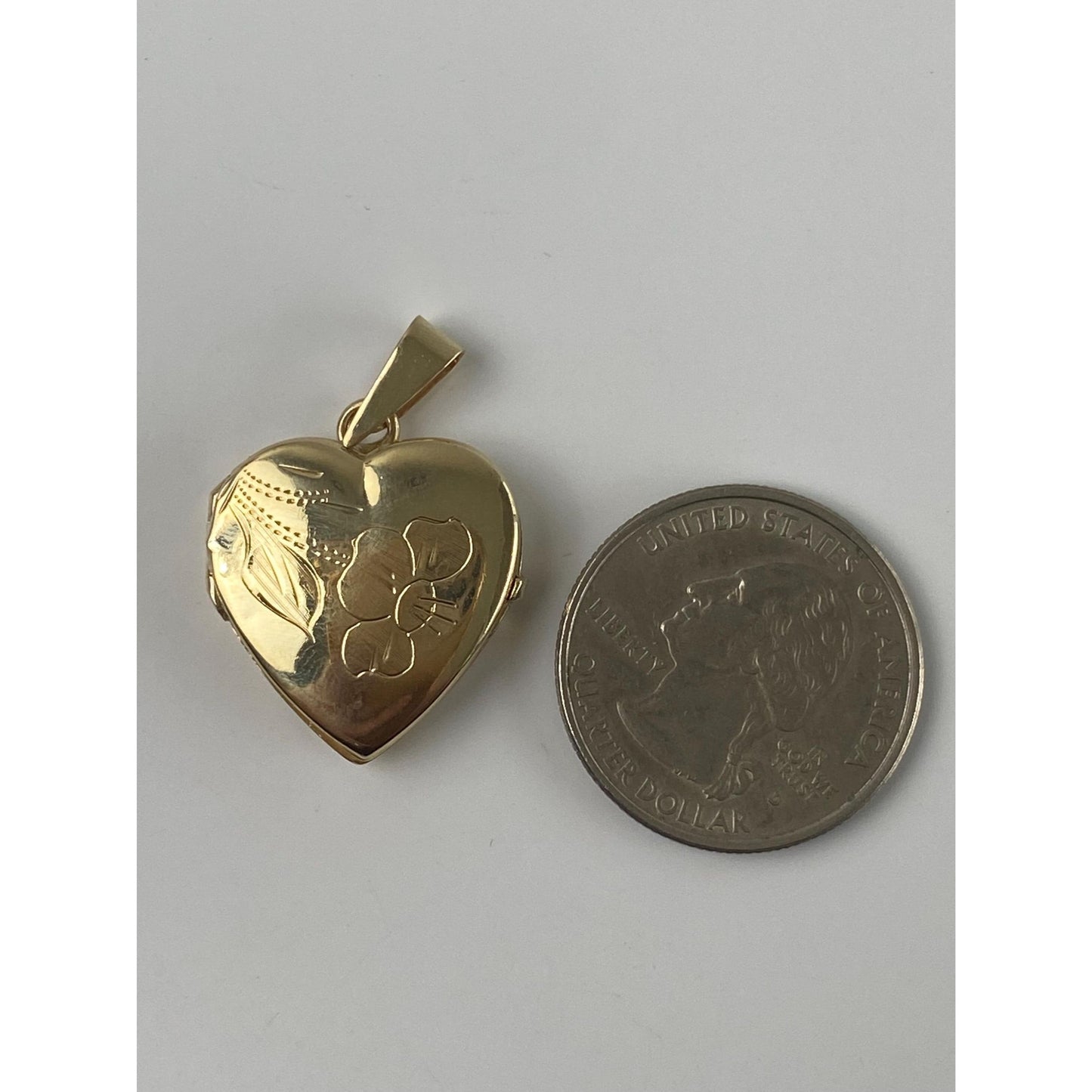 Vintage Solid 10k Yellow Gold Engraved Heart Locket Charm