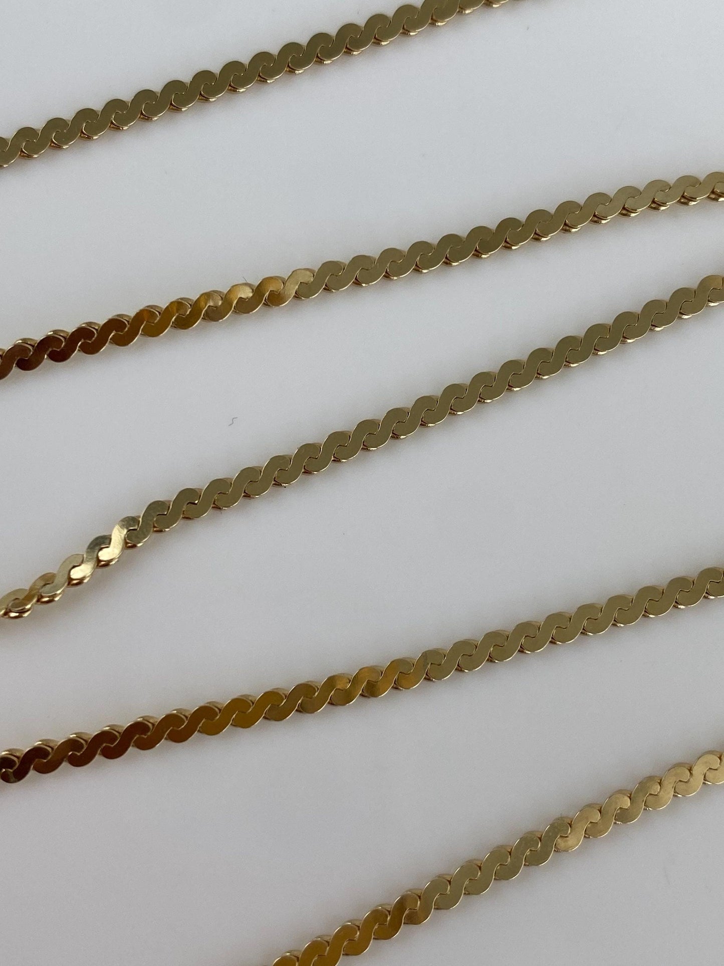 Vintage Solid 14k Yellow Gold Chunky Serpentine Chain Necklace - 18 inches