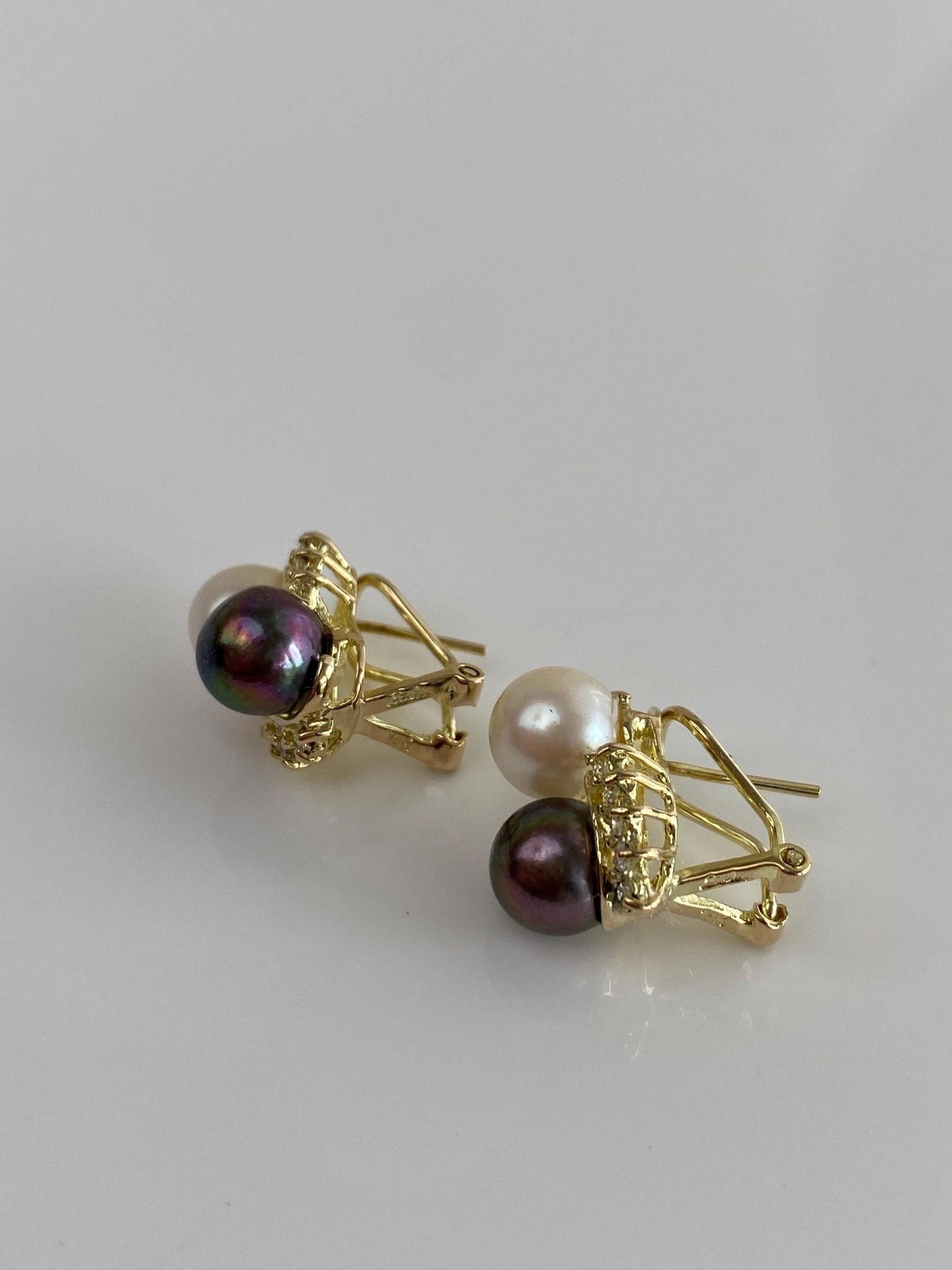 Vintage Solid 14k Yellow Gold Diamond White & Peacock Pearl Earrings
