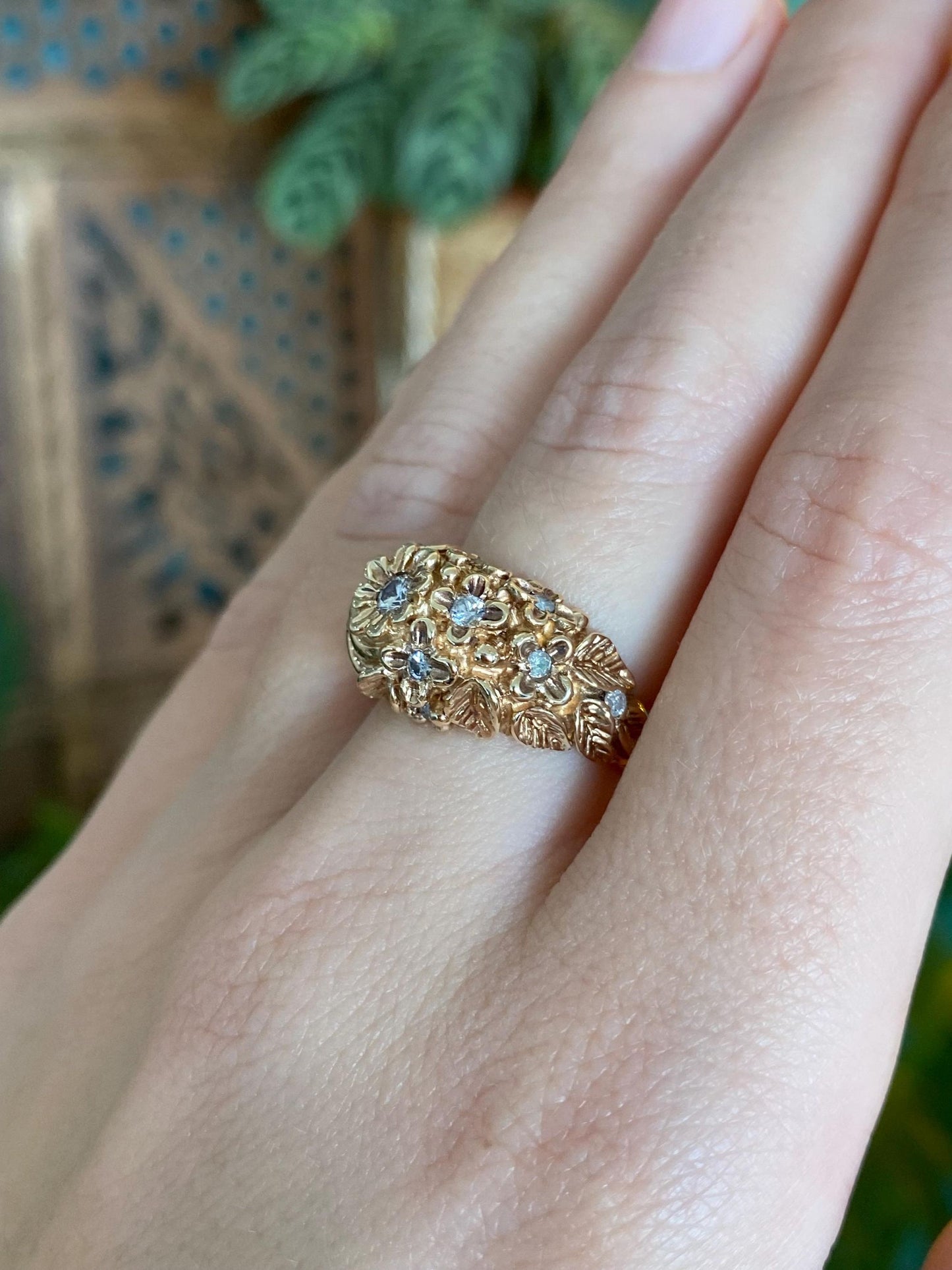 Vintage Solid 14k Yellow Gold Diamond Flower Ring Band - Size 5.75