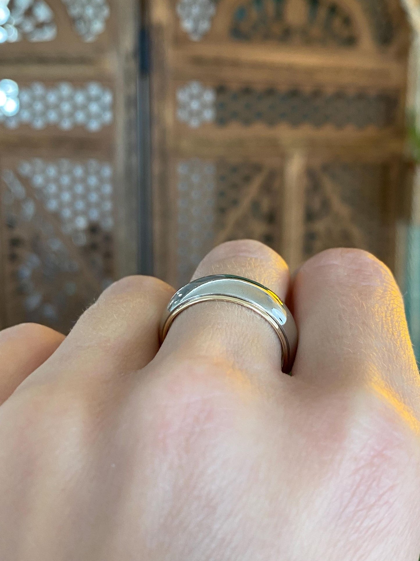 Vintage Solid 14k White & Yellow Gold Ring Band - Size 8.75