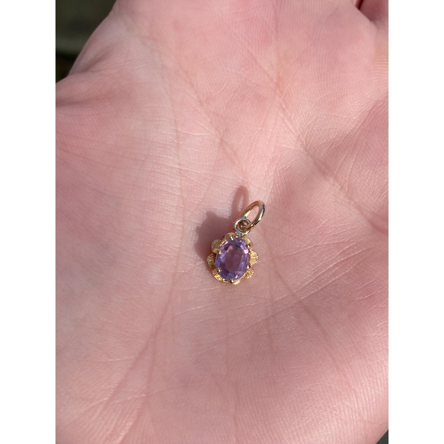 Vintage Solid 14k Yellow Gold Amethyst Ornate Oval Charm