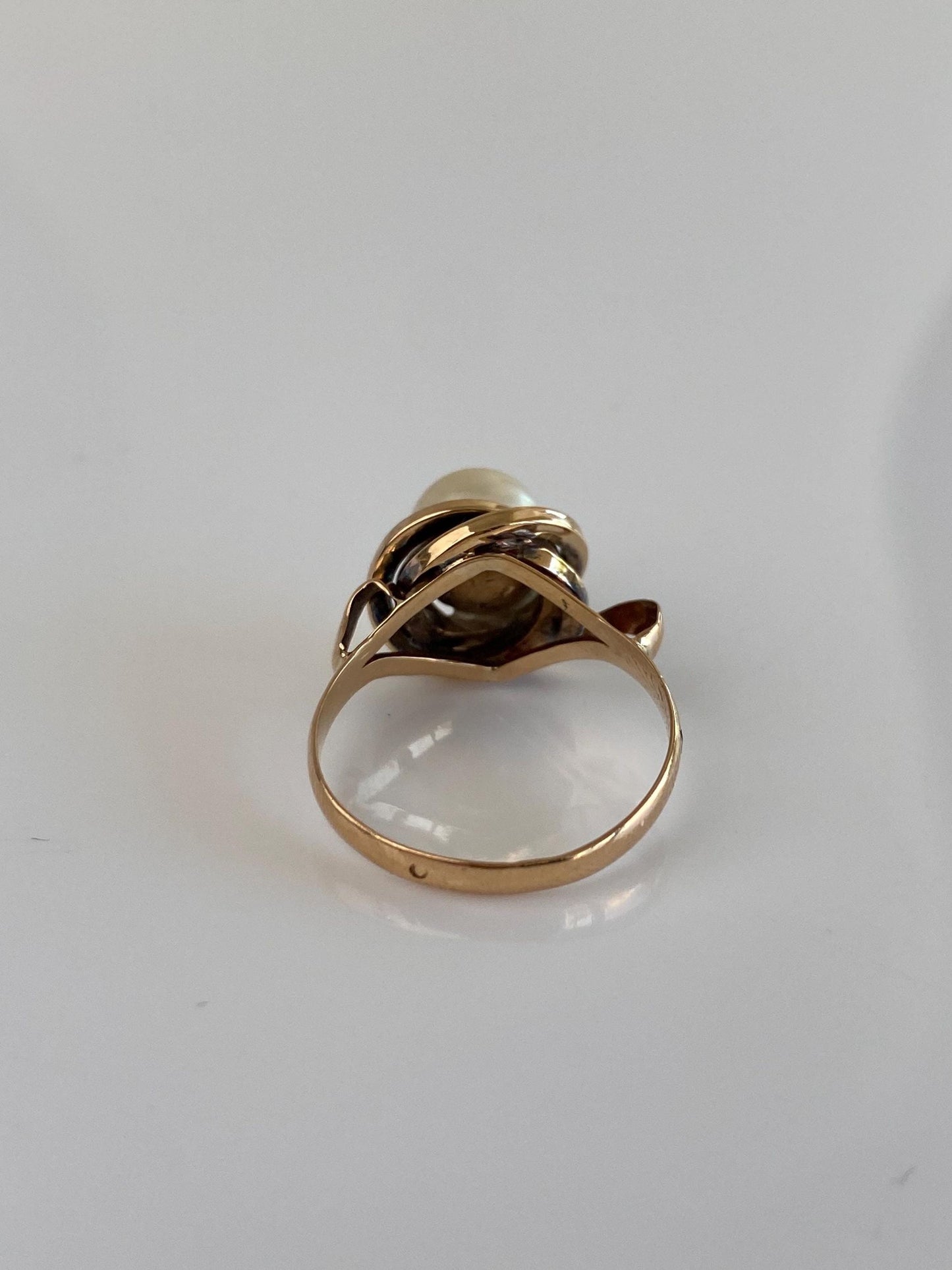 Vintage 14k Yellow Gold Pearl Knot Ring - Size 5.5