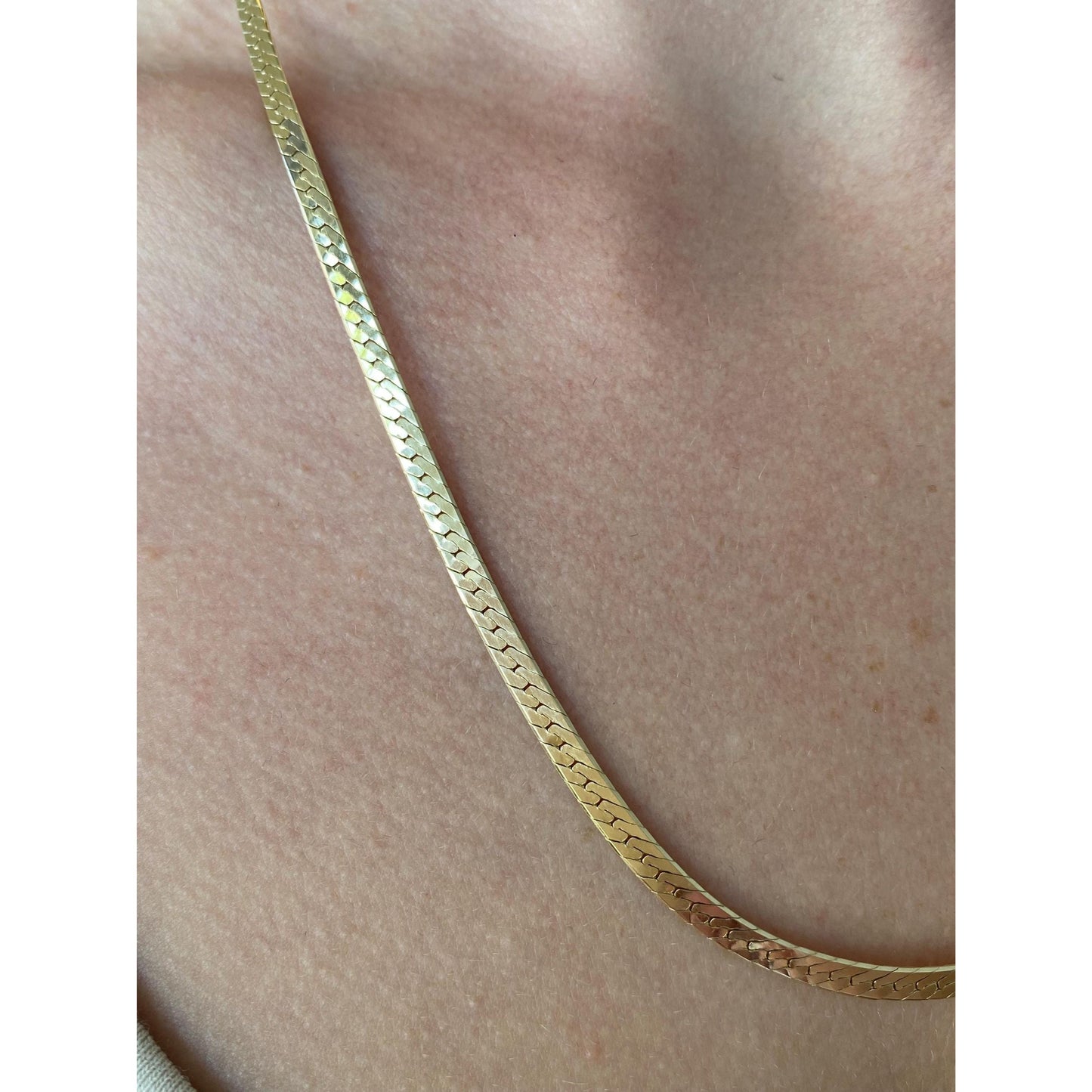 Vintage Solid 14k Yellow Gold Herringbone Chain Necklace - 20.5 inches