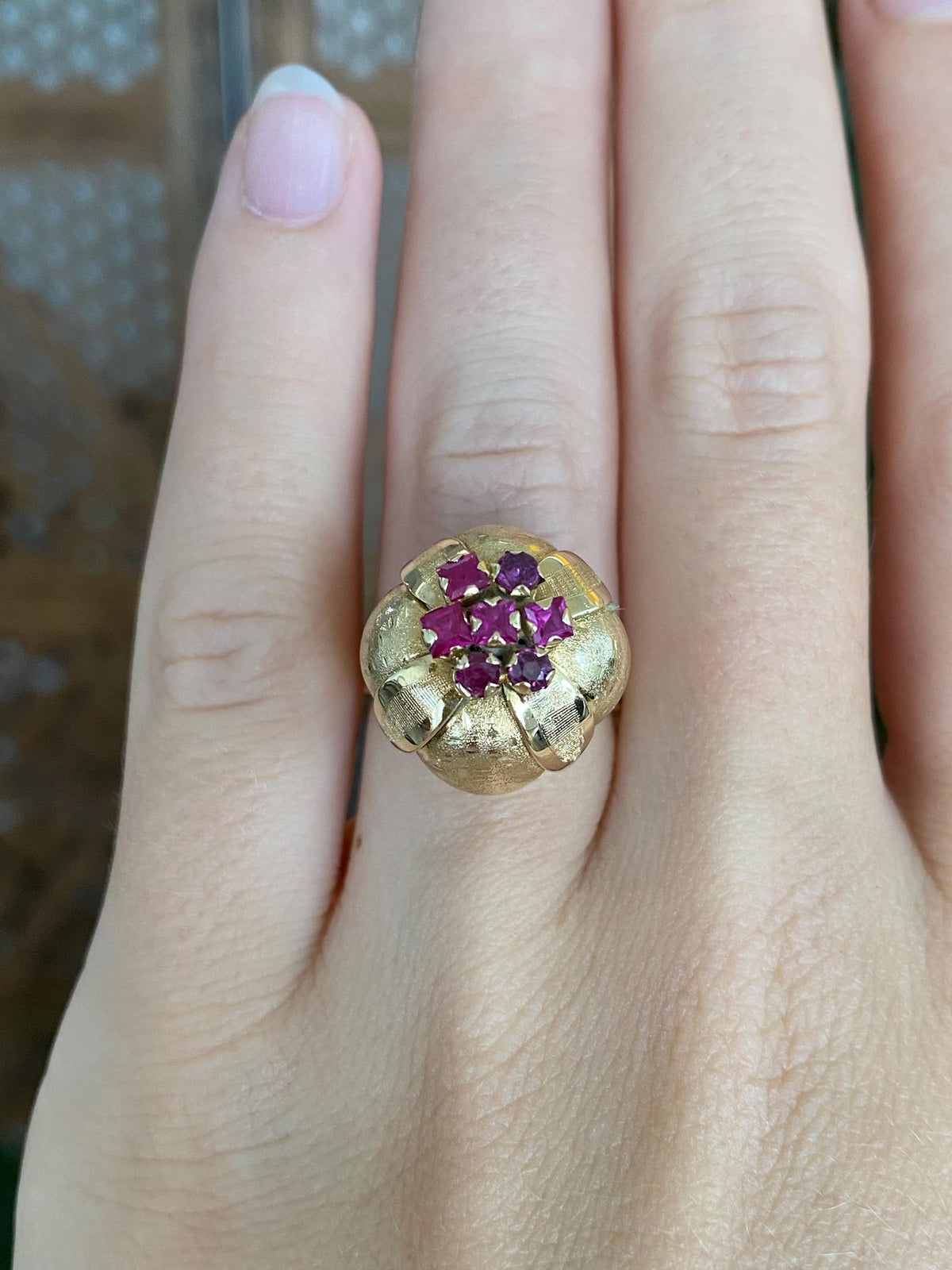 Vintage Solid 18k Yellow Gold Pink Sapphire Cluster Flower Ring - Size 5.75