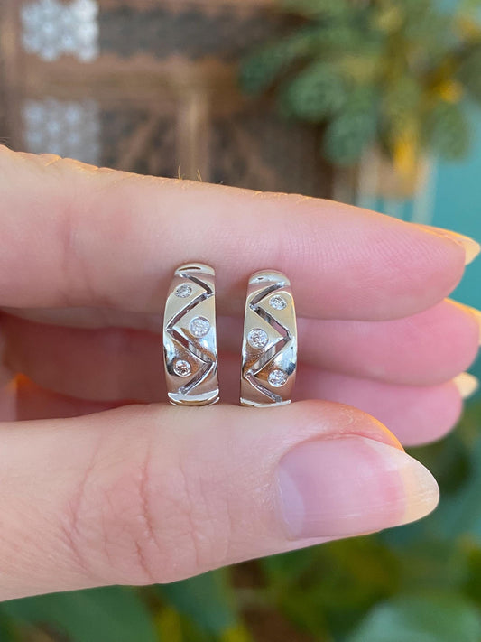 Vintage Solid 14k White Gold Diamond Zig Zag Hoop Earrings