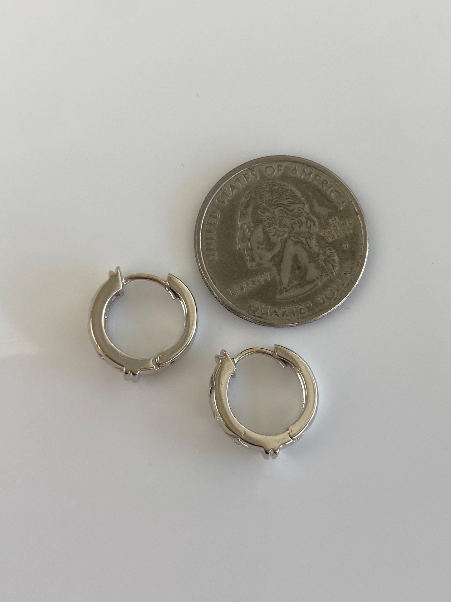 Vintage Solid 14k White Gold Diamond Zig Zag Hoop Earrings